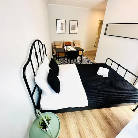 222 Charm For Tourists * 리스본